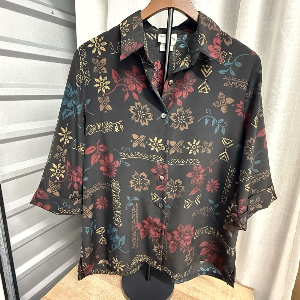 Bon Worth Blouse Womens Medium Petite Black Floral 3/4 Sleeve Button Front